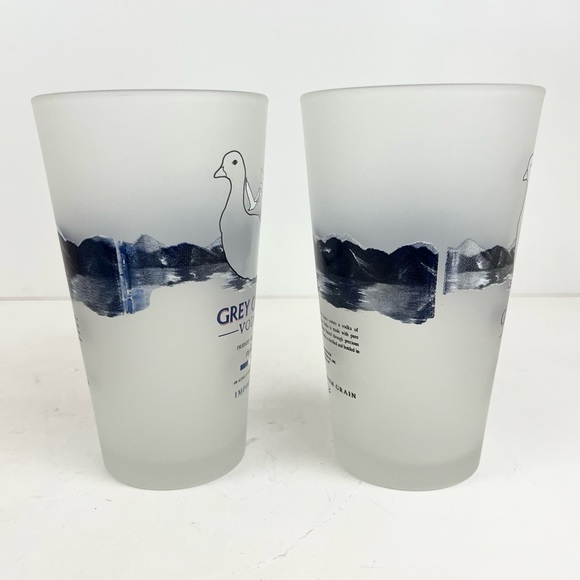Set of 2 Grey Goose Large Glassware - Picture 3 of 15